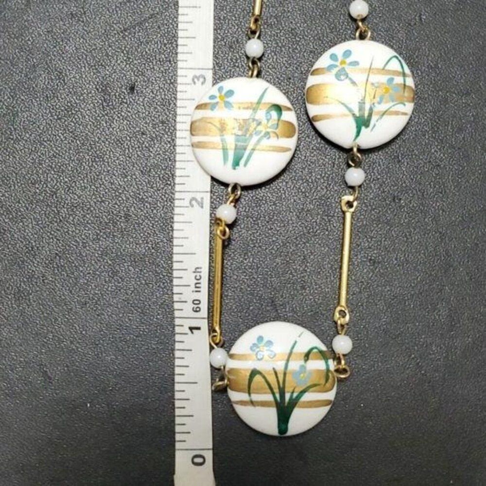 Vintage gold tone flower necklace 18" - Picture 8 of 10